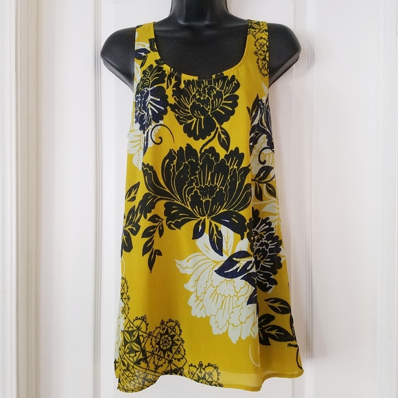 CAbi Bali floral silk blend racer back blouse sleeveless top shell - Picture 3 of 8